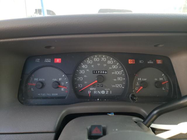 Photo 9 from auction – 2003 MERCURY GRAND MARQ with VIN 2MEFM74W53X680813