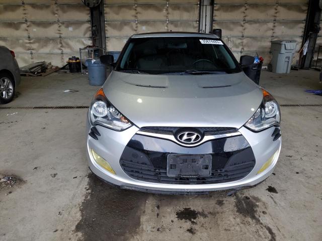 Photo 5 from auction – 2013 HYUNDAI VELOSTER with VIN KMHTC6AD7DU088886