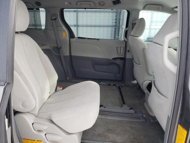 Photo 11 from auction – 2014 TOYOTA SIENNA LE with VIN 5TDKK3DC7ES478154