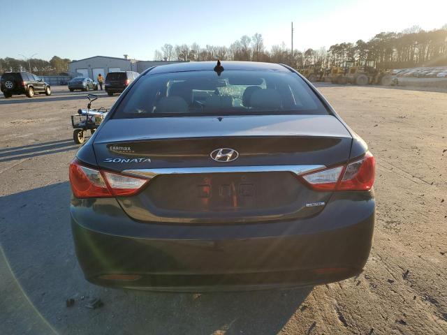 Photo 6 from auction – 2011 HYUNDAI SONATA SE with VIN 5NPEC4AC4BH255107