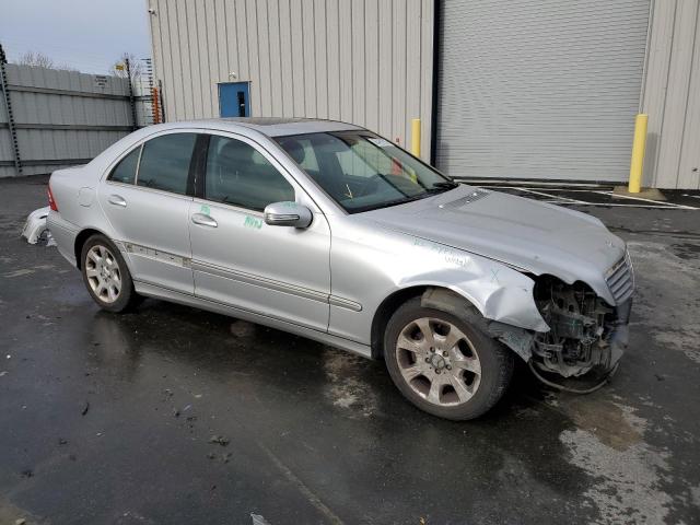 Photo 4 from auction – 2005 MERCEDES-BENZ C 320 with VIN WDBRF64J45F617433