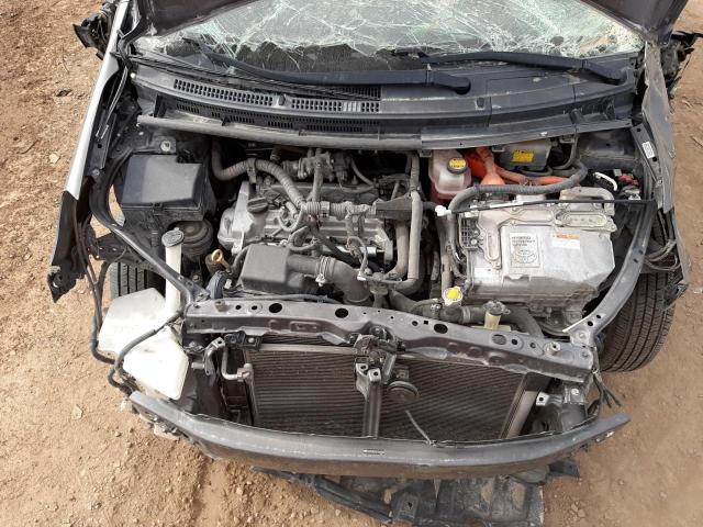 Photo 11 from auction – 2014 TOYOTA PRIUS C with VIN JTDKDTB34E1565780