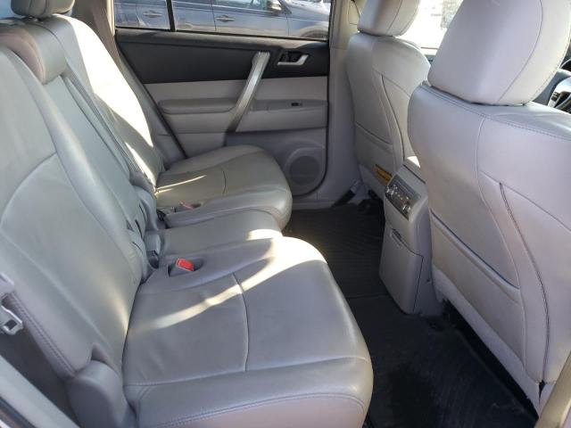 Photo 11 from auction – 2013 TOYOTA HIGHLANDER with VIN 5TDBK3EH8DS257557
