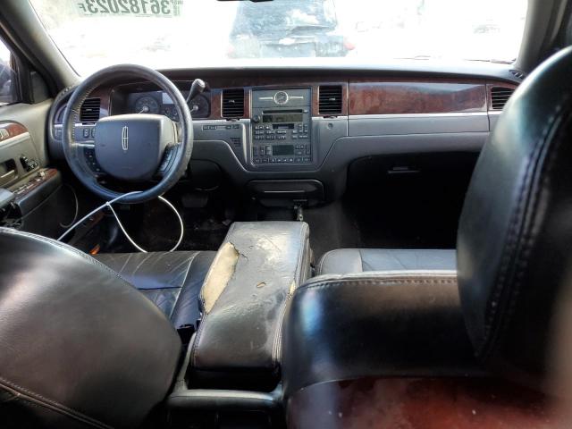 Photo 8 from auction – 2007 LINCOLN TOWN CAR E with VIN 1LNHM84W07Y632931