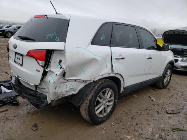 Photo 3 from auction – 2015 KIA SORENTO LX with VIN 5XYKTCA60FG613615