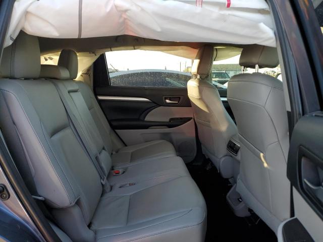 Photo 11 from auction – 2019 TOYOTA HIGHLANDER with VIN 5TDJGRFH5KS065749