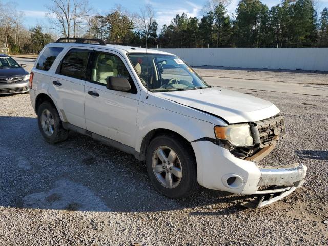 Photo 4 from auction – 2010 FORD ESCAPE XLT with VIN 1FMCU0DG5AKB89951