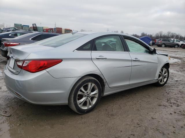 Photo 3 from auction – 2013 HYUNDAI SONATA SE with VIN 5NPEC4AC1DH615243