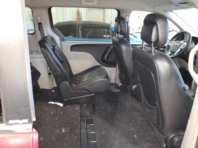 Photo 11 from auction – 2012 CHRYSLER TOWN & COU with VIN 2C4RC1BG2CR363134
