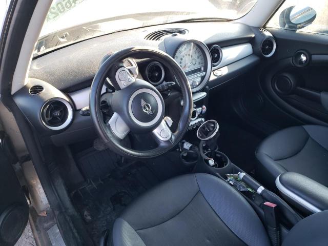 Photo 8 from auction – 2009 MINI COOPER with VIN WMWMF33559TW75229