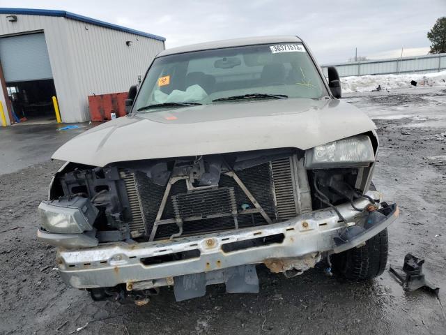 Photo 5 from auction – 2003 CHEVROLET SILVERADO with VIN 1GCHK29153E203655