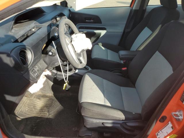 Photo 7 from auction – 2014 TOYOTA PRIUS C with VIN JTDKDTB37E1079044