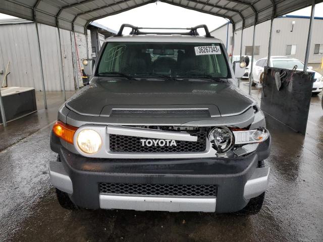 Photo 5 from auction – 2012 TOYOTA FJ CRUISER with VIN JTEBU4BF4CK136271