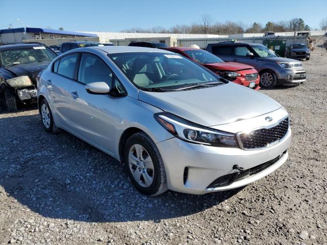 Photo 4 from auction – 2017 KIA FORTE LX with VIN 3KPFL4A75HE083545