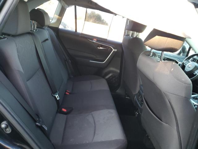 Photo 11 from auction – 2021 TOYOTA RAV4 XLE with VIN JTMP1RFV5MD072796