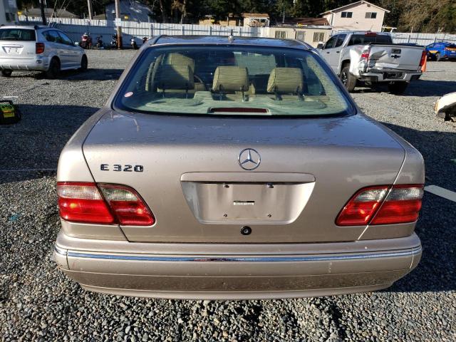 Photo 6 from auction – 2002 MERCEDES-BENZ E 320 with VIN WDBJF65J22B409808