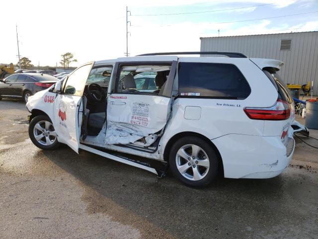 Photo 2 from auction – 2017 TOYOTA SIENNA LE with VIN 5TDKZ3DC2HS814907