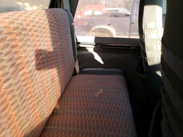 Photo 11 from auction – 2000 JEEP WRANGLER / with VIN 1J4FA49S2YP707701