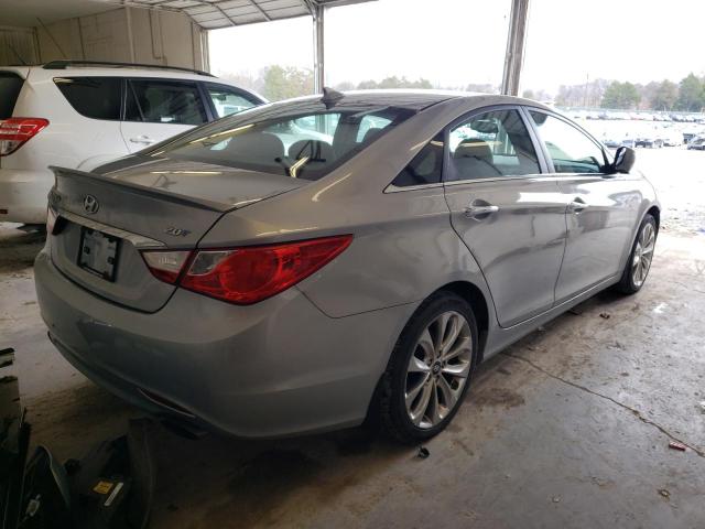 Фото 3 с аукциона – 2012 HYUNDAI SONATA SE с VIN 5NPEC4AB7CH428434
