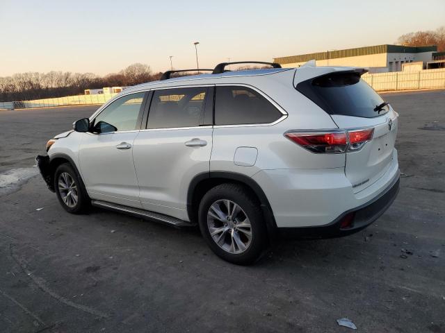 Photo 2 from auction – 2014 TOYOTA HIGHLANDER with VIN 5TDJKRFHXES013262