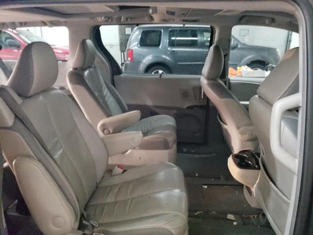Photo 11 from auction – 2011 TOYOTA SIENNA XLE with VIN 5TDYK3DC1BS013455