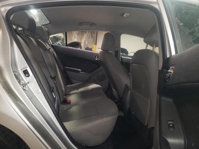 Photo 10 from auction – 2015 KIA FORTE LX with VIN KNAFX4A64F5368593