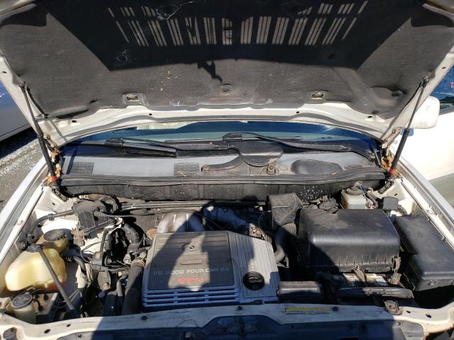 Photo 11 from auction – 2000 LEXUS RX 300 with VIN JT6GF10U5Y0067492