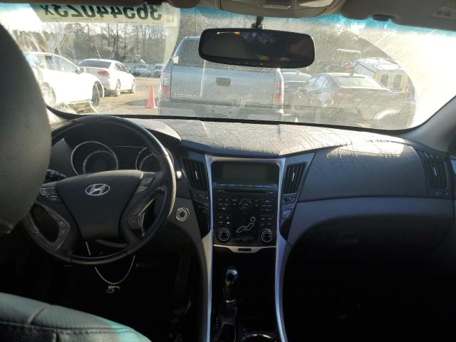 Photo 8 from auction – 2011 HYUNDAI SONATA SE with VIN 5NPEC4AC9BH009007