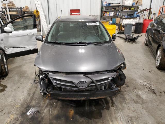 Zdjęcie 5 z aukcji – 2013 TOYOTA COROLLA BA z VIN 2T1BU4EE0DC043578