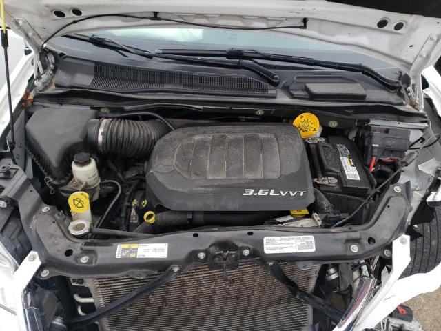 Photo 12 from auction – 2016 CHRYSLER TOWN & COU with VIN 2C4RC1BG5GR259890