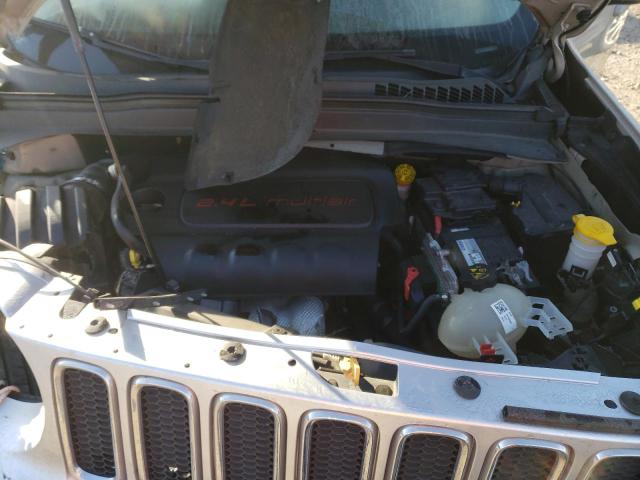 Photo 12 from auction – 2015 JEEP RENEGADE L with VIN ZACCJBDT1FPB39549