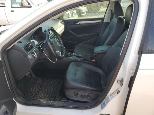 Photo 7 from auction – 2015 VOLKSWAGEN PASSAT S with VIN 1VWAT7A37FC022448
