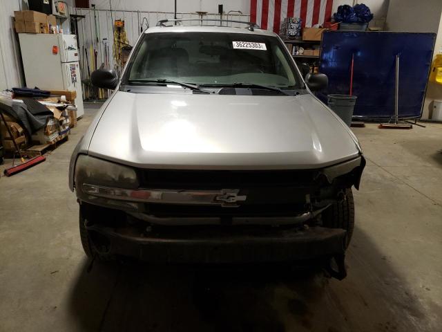 Photo 5 from auction – 2005 CHEVROLET TRAILBLAZE with VIN 1GNDT13S752163808
