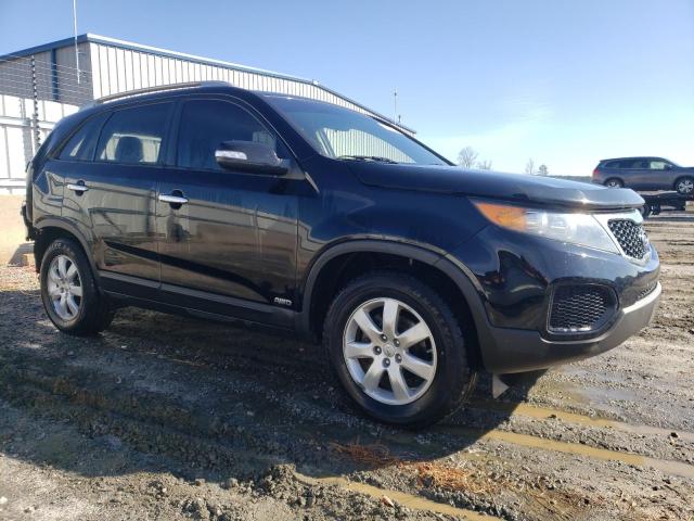 Photo 4 from auction – 2013 KIA SORENTO LX with VIN 5XYKTDA22DG338300