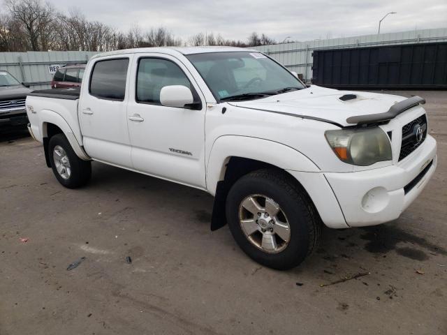 Photo 4 from auction – 2011 TOYOTA TACOMA DOU with VIN 3TMLU4EN3BM064529