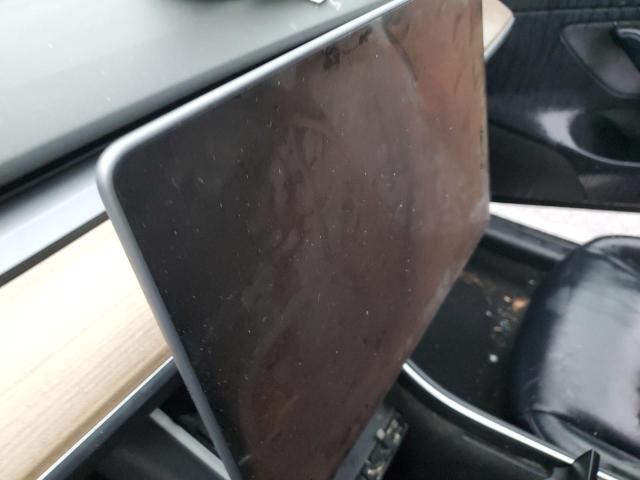 Photo 9 from auction – 2018 TESLA MODEL 3 with VIN 5YJ3E1EA8JF004483