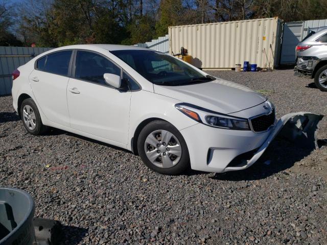 Photo 4 from auction – 2018 KIA FORTE LX with VIN 3KPFK4A7XJE234341