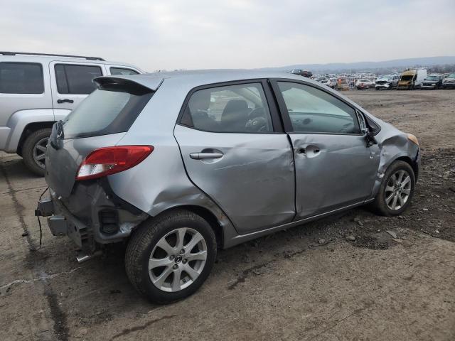 Photo 3 from auction – 2013 MAZDA MAZDA2 with VIN JM1DE1LY6D0158505