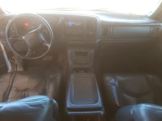 Photo 8 from auction – 2002 CHEVROLET AVALANCHE with VIN 3GNEK13T52G244020