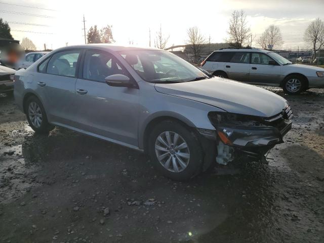 Photo 4 from auction – 2012 VOLKSWAGEN PASSAT S with VIN 1VWAP7A39CC010253