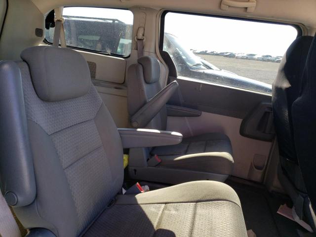 Photo 10 from auction – 2010 CHRYSLER TOWN & COU with VIN 2A4RR4DE2AR215357