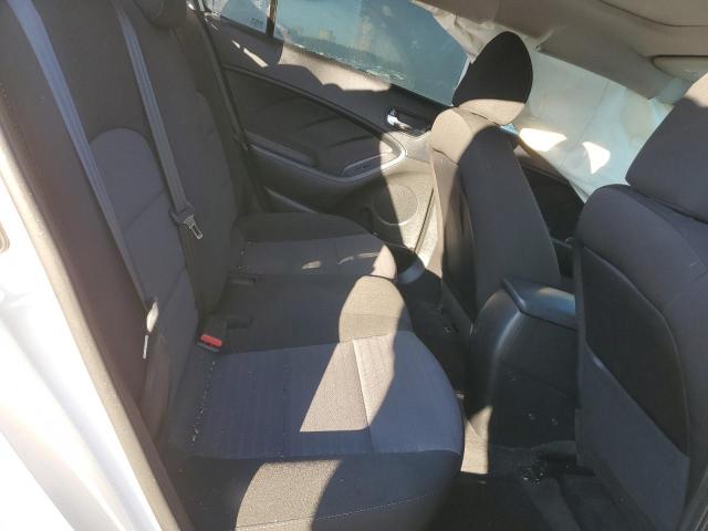 Photo 10 from auction – 2018 KIA FORTE LX with VIN 3KPFL4A71JE263207