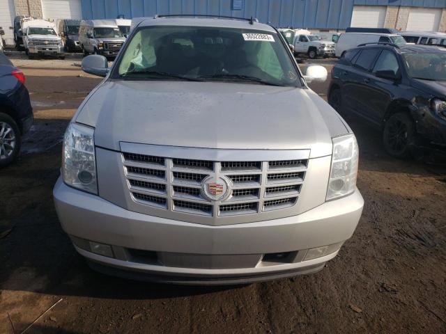 Photo 5 from auction – 2010 CADILLAC ESCALADE L with VIN 1GYUKBEF3AR133587