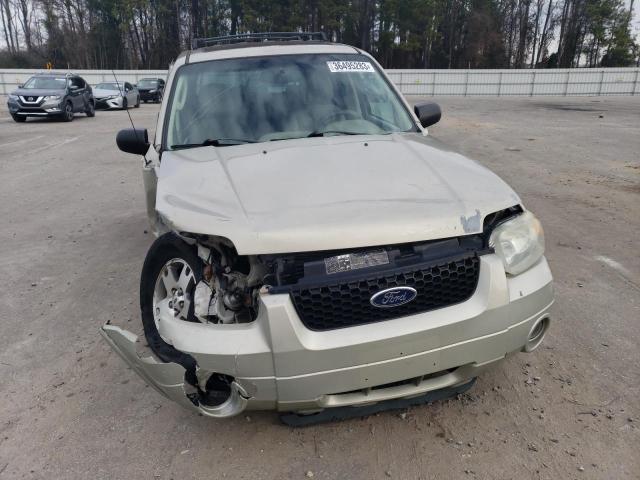 Photo 5 from auction – 2005 FORD ESCAPE LIM with VIN 1FMCU94125KA55761