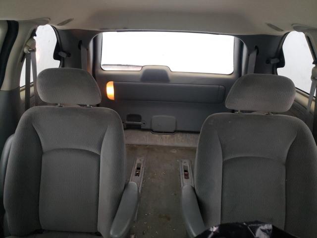 Photo 10 from auction – 2006 CHRYSLER TOWN & COU with VIN 1A4GP45R96B563001