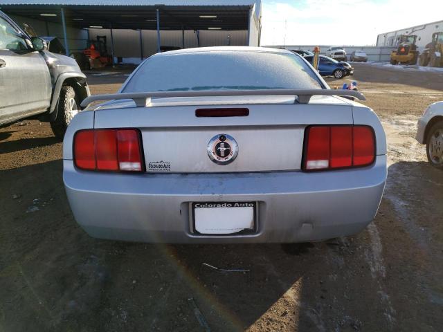 Photo 6 from auction – 2005 FORD MUSTANG with VIN 1ZVFT80N955203889