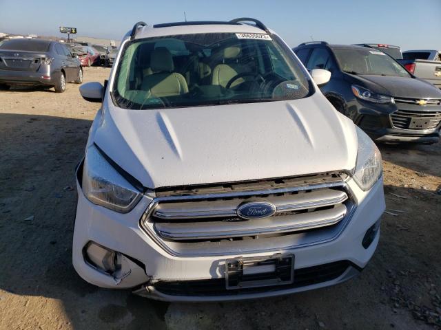 Photo 5 from auction – 2017 FORD ESCAPE SE with VIN 1FMCU9G95HUA26104