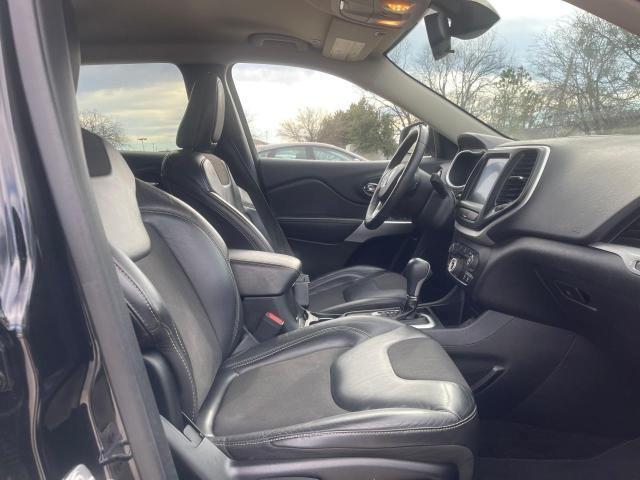 Photo 5 from auction – 2018 JEEP CHEROKEE L with VIN 1C4PJLLB2JD518499