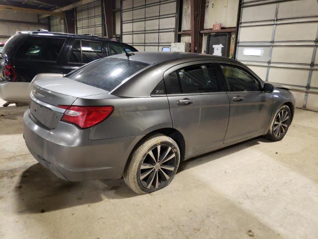 Photo 3 from auction – 2013 CHRYSLER 200 TOURIN with VIN 1C3CCBBG7DN711220