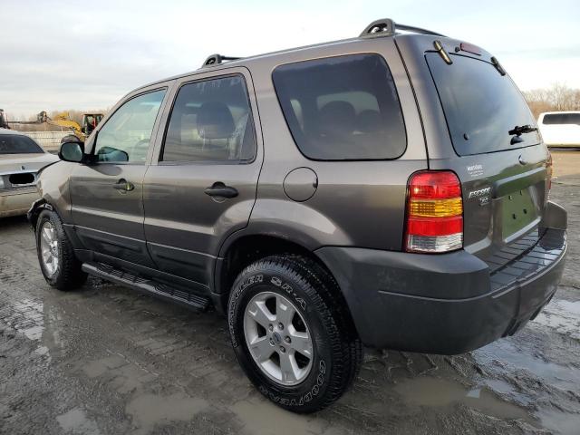 Photo 2 from auction – 2005 FORD ESCAPE XLT with VIN 1FMYU03155KA03009